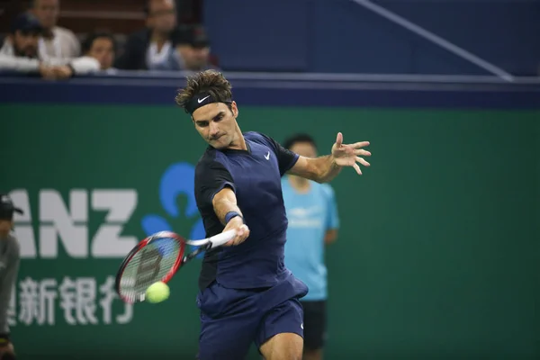 Roger Federer Suíça Devolve Uma Foto Albert Ramos Vinolas Espanha — Fotografia de Stock