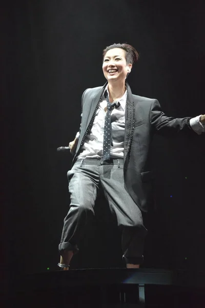 Nisan 2015 Şarkıcı Söz Yazarı Eddie Konserinde Hong Kong Çin — Stok fotoğraf