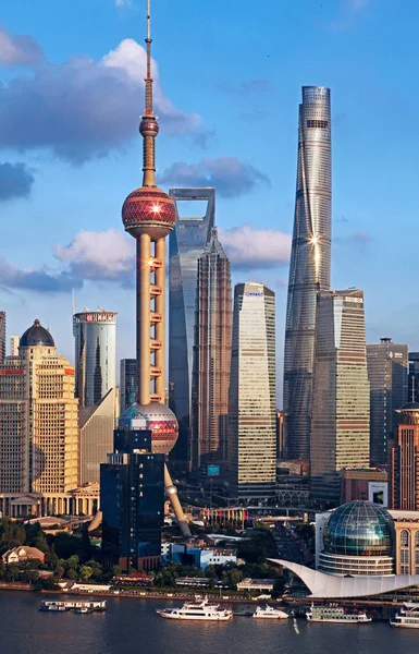 Utsikt Över Floden Huangpu Och Lujiazui Financial District Med Oriental — Stockfoto