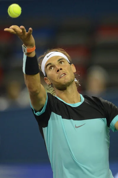 Rafael Nadal Espanha Serve Contra Milos Raonic Canadá Sua Terceira — Fotografia de Stock