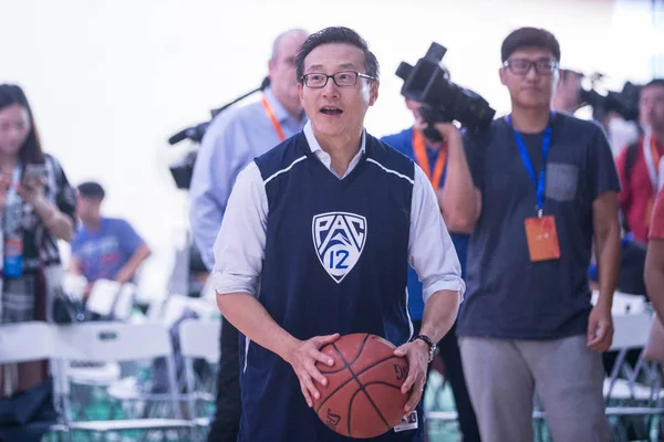 Joseph Tsai Founder Executive Vice Chairman Alibaba Group Plays Basketball — Stock Photo, Image