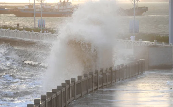 Tidal Hål Orsakas Stark Vind Väckts Typhoon Dujuan Slog Sea — Stockfoto