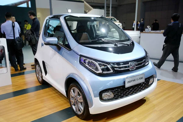 Zotye E200 Electric Car Display 16Th Shanghai International Automobile Industry — Stock Photo, Image