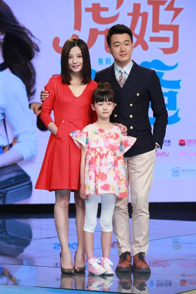 Von Links Die Chinesische Schauspielerin Vicki Zhao Wei Kinderstar Zihan — Stockfoto