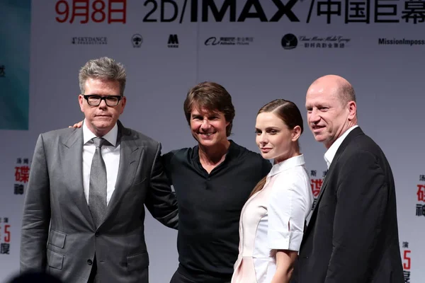 Lewej Amerykański Reżyser Christopher Mcquarrie Aktor Tom Cruise Szwedzka Aktorka — Zdjęcie stockowe