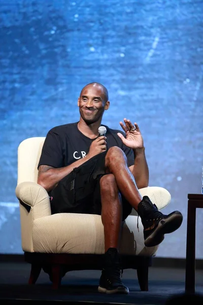Amerikaans Basketbal Superster Kobe Bryant Bezoekt Een Persconferentie Bevestigen Van — Stockfoto