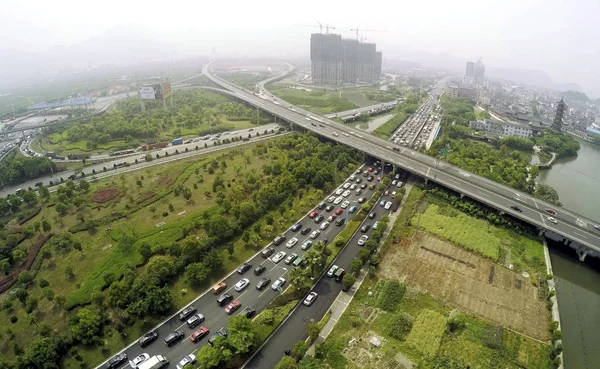 Vedere Aeriană Maselor Vehicule Timpul Unui Blocaj Trafic Autostradă Timpul — Fotografie, imagine de stoc