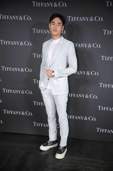 Actor Taiwanés Ethan Juan Posa Mientras Llega Para Nuevo Evento — Foto de Stock