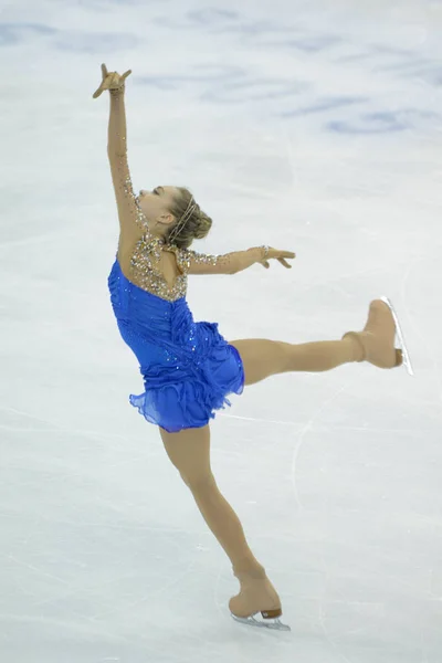 Elena Radionova Aus Russland Tritt Während Der Eiskunstlauf Weltmeisterschaften Der — Stockfoto