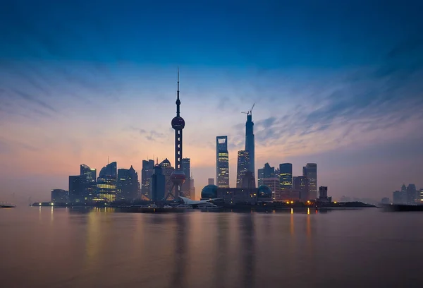 Vista Panorámica Del Distrito Financiero Lujiazui Amanecer Con Torre Shanghai —  Fotos de Stock