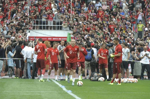 Miembros Del Equipo Del Bayern Munich Participan Una Sesión Entrenamiento —  Fotos de Stock