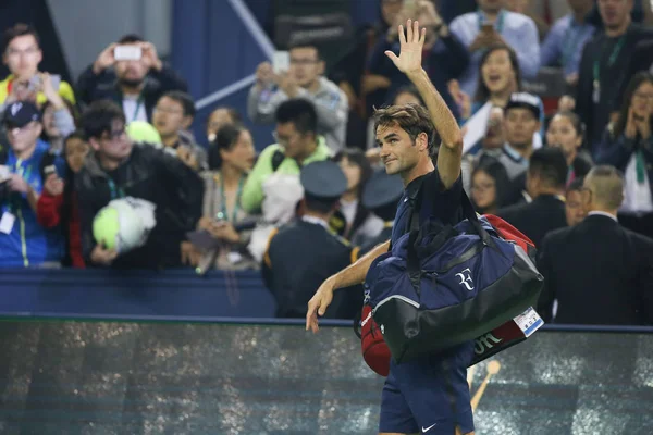 Roger Federer Szwajcarii Fal Widzów Jak Opuszcza Sąd Tym Jak — Zdjęcie stockowe