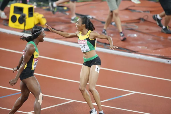 Jamaica Shericka Jackson Left Christine Day Celebrate Winning Women 4X400M — ストック写真