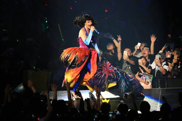 Cantante Estadounidense Katy Perry Actúa Concierto Shanghai Prismatic World Tour — Foto de Stock