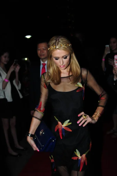 American Socialite Paris Hilton Front Leaves Event Shanghai China October — Stock Photo, Image