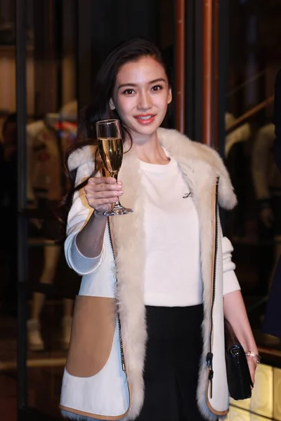 Actriz Hong Kong Angelababy Posa Durante Ceremonia Apertura Nueva Tienda —  Fotos de Stock