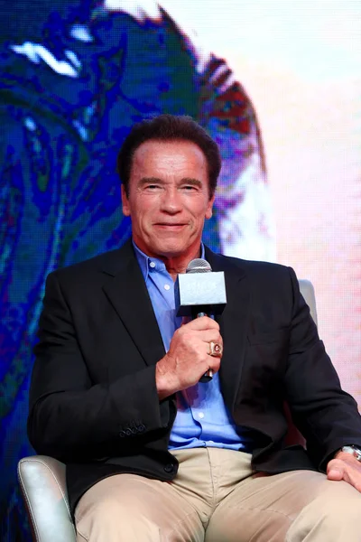 American Actor Arnold Schwarzenegger Smiles Press Conference His Movie Terminator — Stock Photo, Image