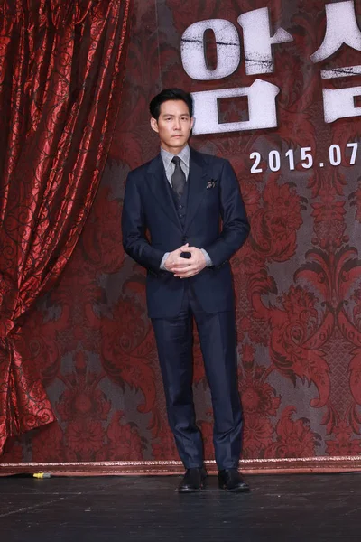 Actor Surcoreano Lee Jung Jae Posa Durante Una Conferencia Prensa —  Fotos de Stock