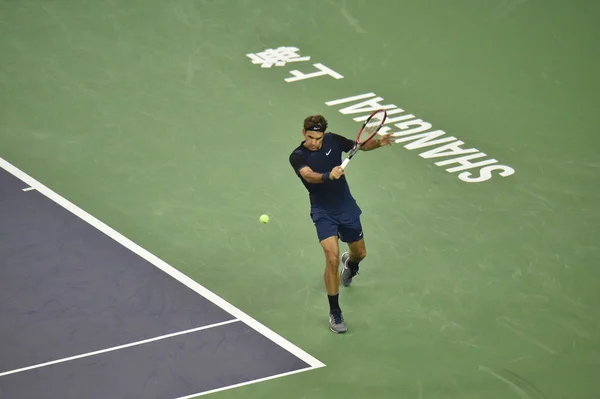 Roger Federer Suíça Devolve Uma Foto Albert Ramos Vinolas Espanha — Fotografia de Stock