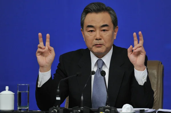 Kinas Utrikesminister Wang Talar Vid Presskonferens För Den Tredje Sessionen — Stockfoto