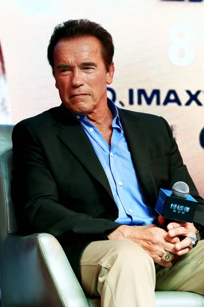 American Actor Arnold Schwarzenegger Attends Press Conference His Movie Terminator — Stock Photo, Image