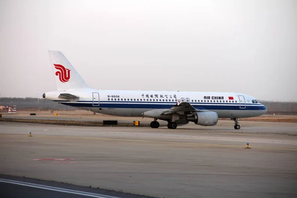 Airbus A320 200 Avion Réaction Air China Décolle Aéroport International — Photo