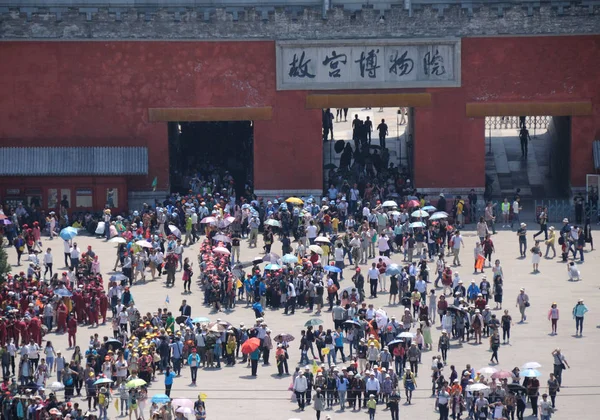 Туристи Відвідують Палац Музей Також Відомий Забороненого Міста Пекіні Травня — стокове фото