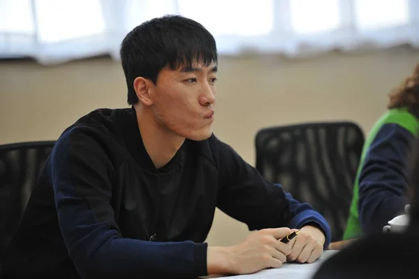 Çinli Yıldız Atlet Liu Xiang Kapı Aynası Müzakere Üçüncü Sırasında — Stok fotoğraf