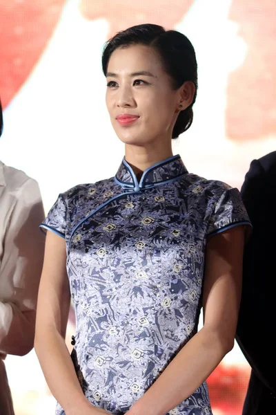 Aktris Tiongkok Huang Shengyi Berpose Pada Sebuah Konferensi Pers Untuk — Stok Foto