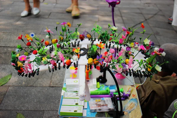 Hairclips Met Kunststof Planten Zijn Koop Een Weg Chongqing China — Stockfoto