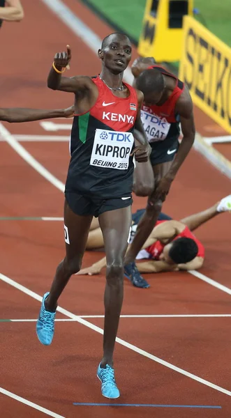 Kenya Asbel Kiprop Front Celebrates Winning Men 1500M Final Beijing — Stock Photo, Image
