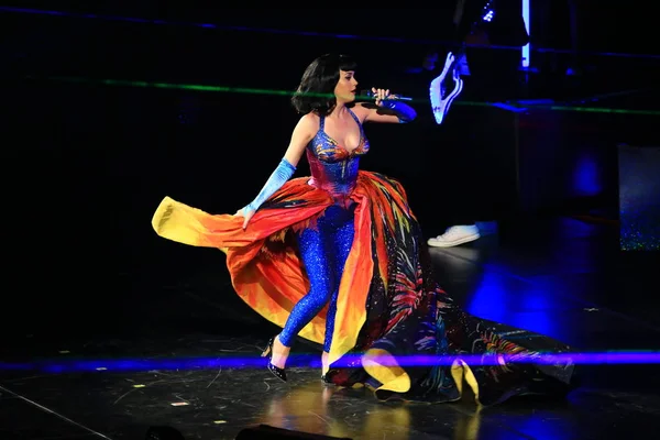 Amerikai Énekes Katy Perry Végez Shanghai Koncerten Prizma World Tour — Stock Fotó