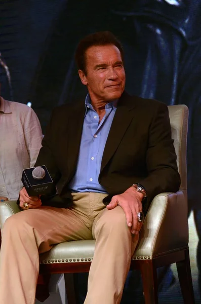 Skådespelaren Arnold Schwarzenegger Talar Presskonferens För Sin Film Terminator Genisys — Stockfoto