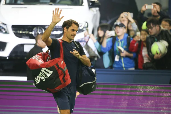 Roger Federer Suiza Saluda Los Espectadores Cuando Abandona Cancha Tras — Foto de Stock