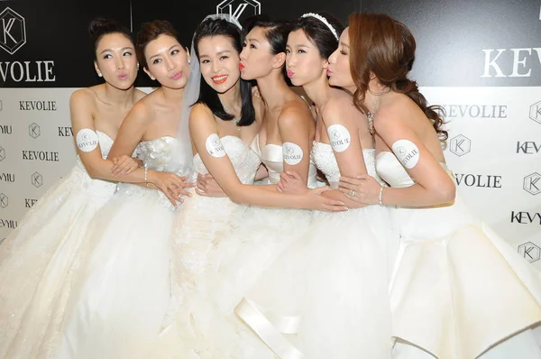 Desde Izquierda Las Actrices Hong Kong Selena Mandy Wong Myolie —  Fotos de Stock