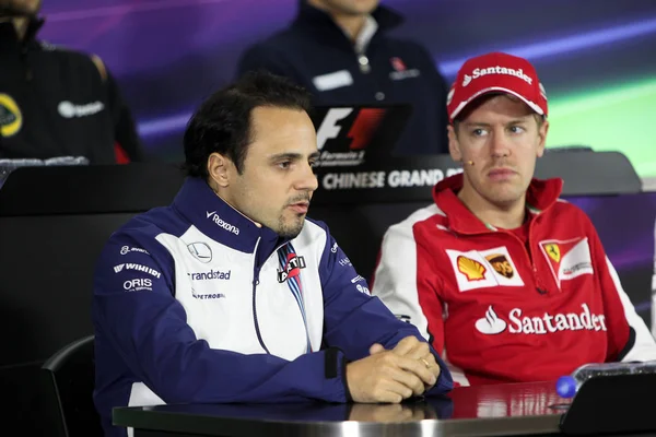 Οδηγός Βραζιλίας Felipe Massa Του Williams Αριστερά Και Γερμανικά Οδηγό — Φωτογραφία Αρχείου