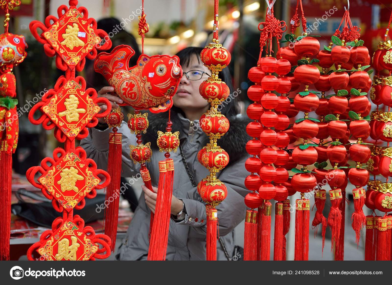 Local Chinese Resident Shops Red Decorations Upcoming Chinese Lunar New Stock Editorial Photo C Chinaimages