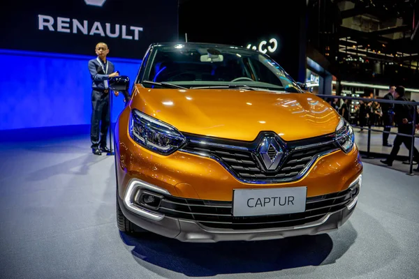Автомобіль Renault Captur Відображається Під Час Китаю Гуанчжоу Міжнародна Автомобільна — стокове фото