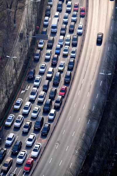 Eine Große Anzahl Von Fahrzeugen Bewegt Sich Langsam Während Eines — Stockfoto