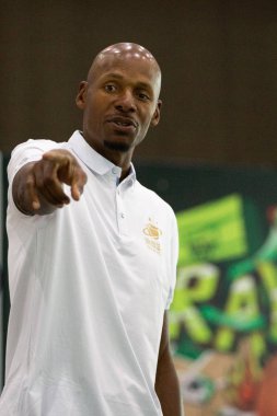 Retired American basketball player Ray Allen visits the Ray Allen Basketball Training Center at the Guangdong Country Garden School in Guangzhou city, south China's Guangdong province, 29 January 2019. clipart