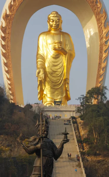 Donglin Buddha Szobor Látható Donglin Templom Xingzi Megyében Jiujiang City — Stock Fotó