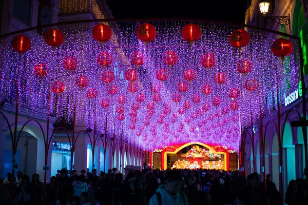 Decorações Lanterna São Iluminadas Para Marcar Próximo Festival Primavera Ano — Fotografia de Stock