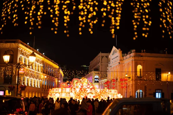 Las Decoraciones Las Linternas Iluminan Para Conmemorar Próximo Festival Primavera —  Fotos de Stock