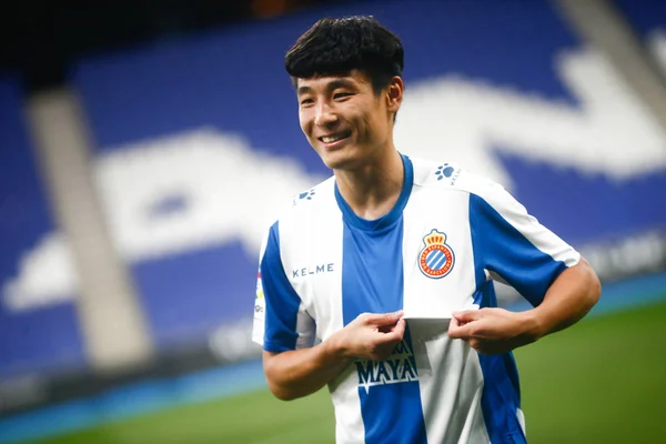 Footballeur Chinois Lei Réagit Lors Présentation Officielle Tant Que Joueur — Photo