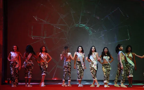 Deelnemers Concurreren 53E Miss Alle Naties Wereld Laatste Wedstrijd Nanjing — Stockfoto