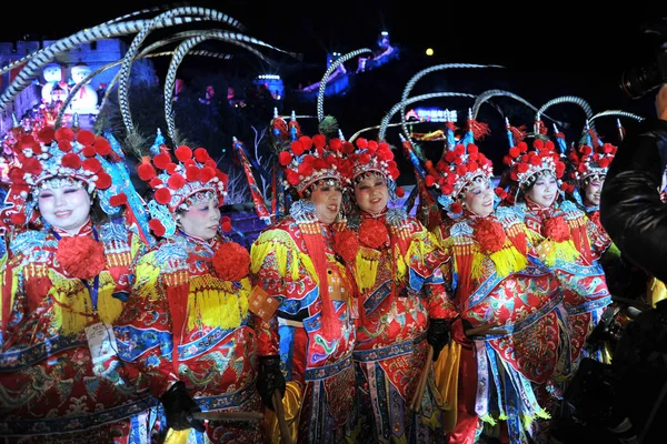 Actrices Vestidas Con Disfraces Ópera Pekín Representan Durante Una Ceremonia — Foto de Stock