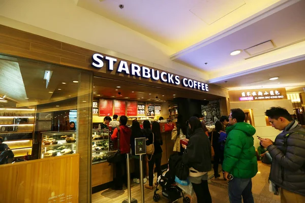 Vásárlók Sorban Áll Fel Vásárolni Kávét Egy Starbucks Coffee Cafe — Stock Fotó