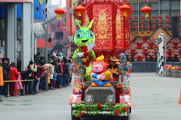 Zdobená Přehlídky Vozidel Happy Valley Pekingu Číně Února 2014 — Stock fotografie