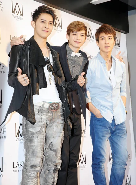 Van Links Jiro Wang Calvin Chen Voormalig Lid Chun Van — Stockfoto