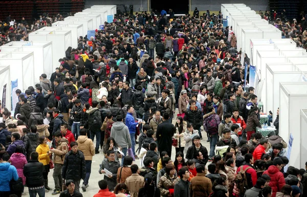 Chinesische Absolventen Drängen Sich Ständen Auf Einer Jobmesse Tianjin China — Stockfoto